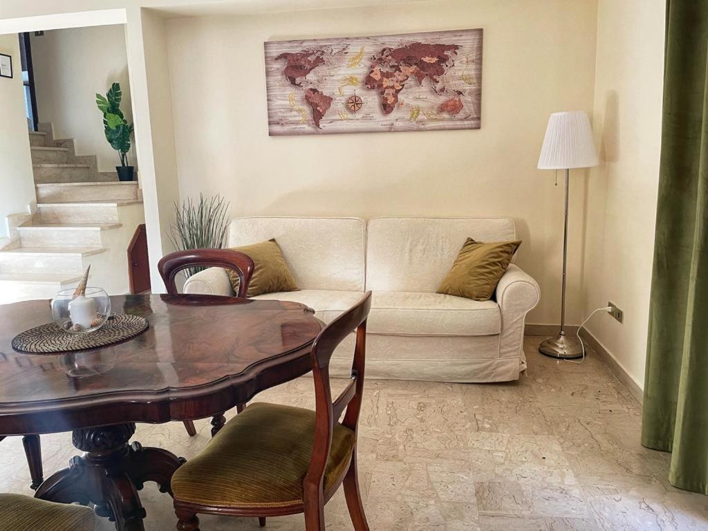 Sicania Rooms Comfort & Relax 恩纳 外观 照片