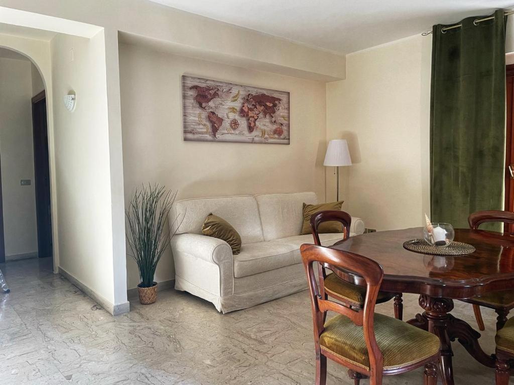 Sicania Rooms Comfort & Relax 恩纳 外观 照片